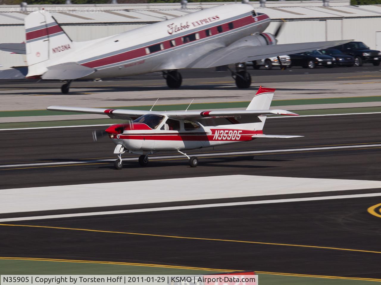 N35905, 1976 Cessna 177RG Cardinal C/N 177RG1074, N35905 arriving on RWY 21