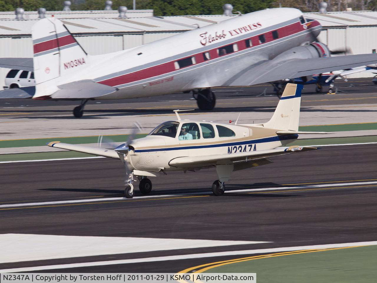 N2347A, 1969 Beech E33 Bonanza C/N CD-1229, N2347A arriving on RWY 21