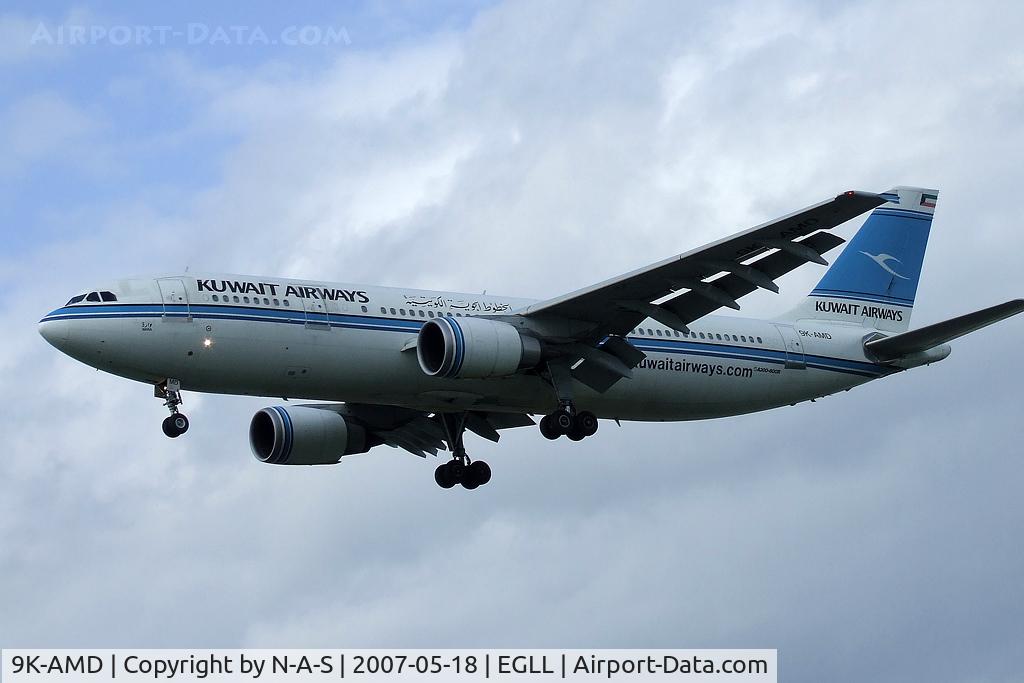 9K-AMD, 1993 Airbus A300B4-605R C/N 719, Short final