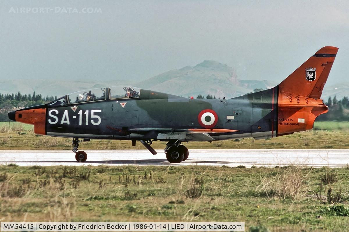 MM54415, Fiat G-91T/1 C/N 142, returning from a training mission