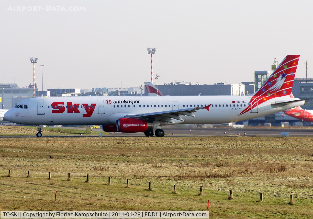 TC-SKI, 1998 Airbus A321-231 C/N 0811, .