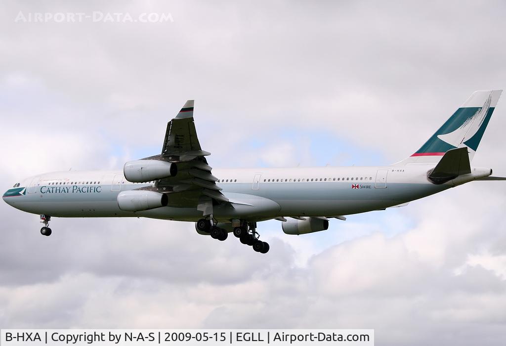 B-HXA, 1996 Airbus A340-313 C/N 136, Short final