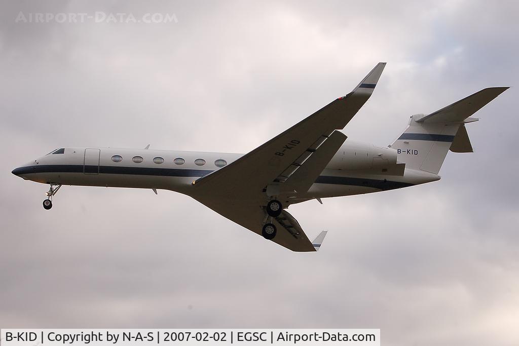 B-KID, Gulfstream Aerospace V-SP G550 C/N 5115, Short final