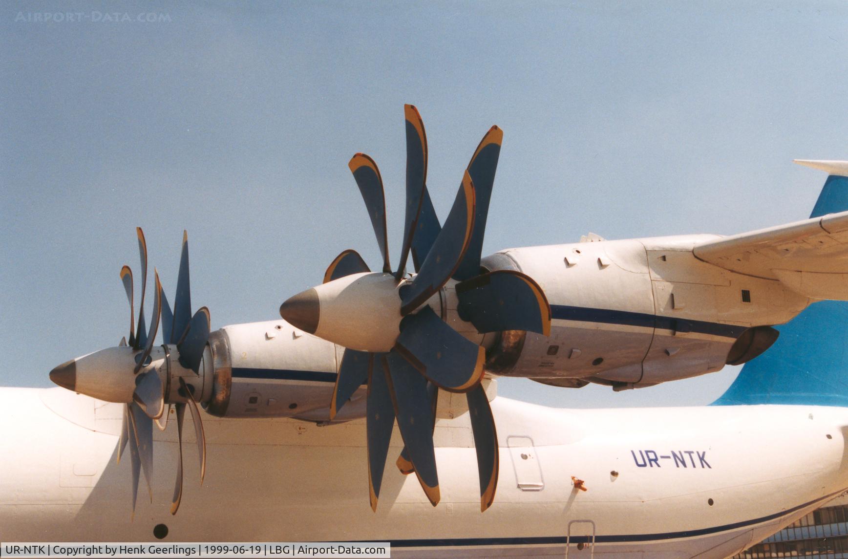UR-NTK, Antonov An-70 C/N 770102, Le Bourget Air Show 1999