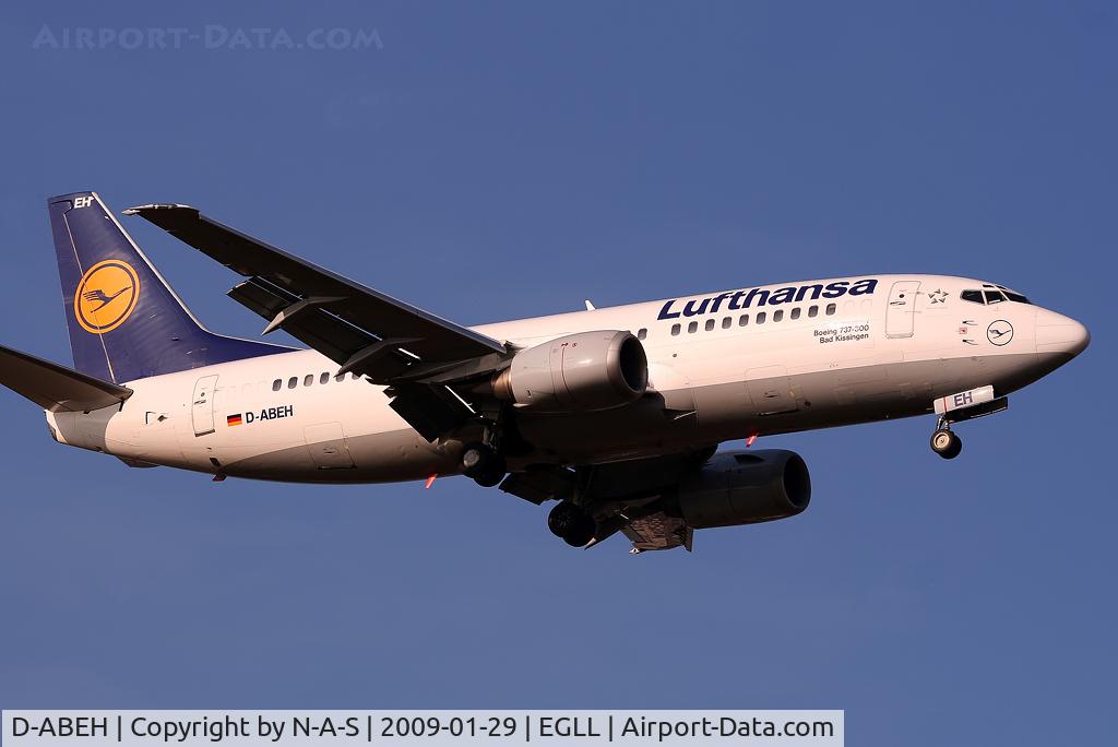 D-ABEH, 1991 Boeing 737-330 C/N 25242, Short final