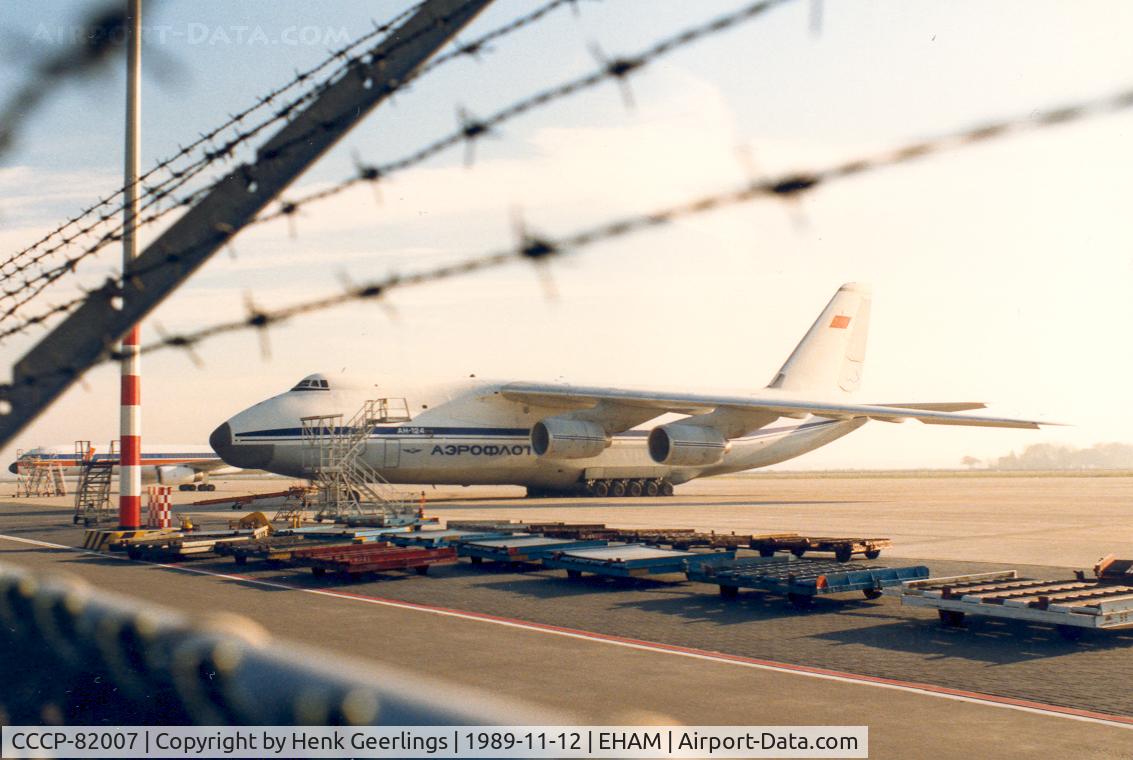 CCCP-82007, 1988 Antonov An-124-100 Ruslan C/N 19530501005, Aeroflot