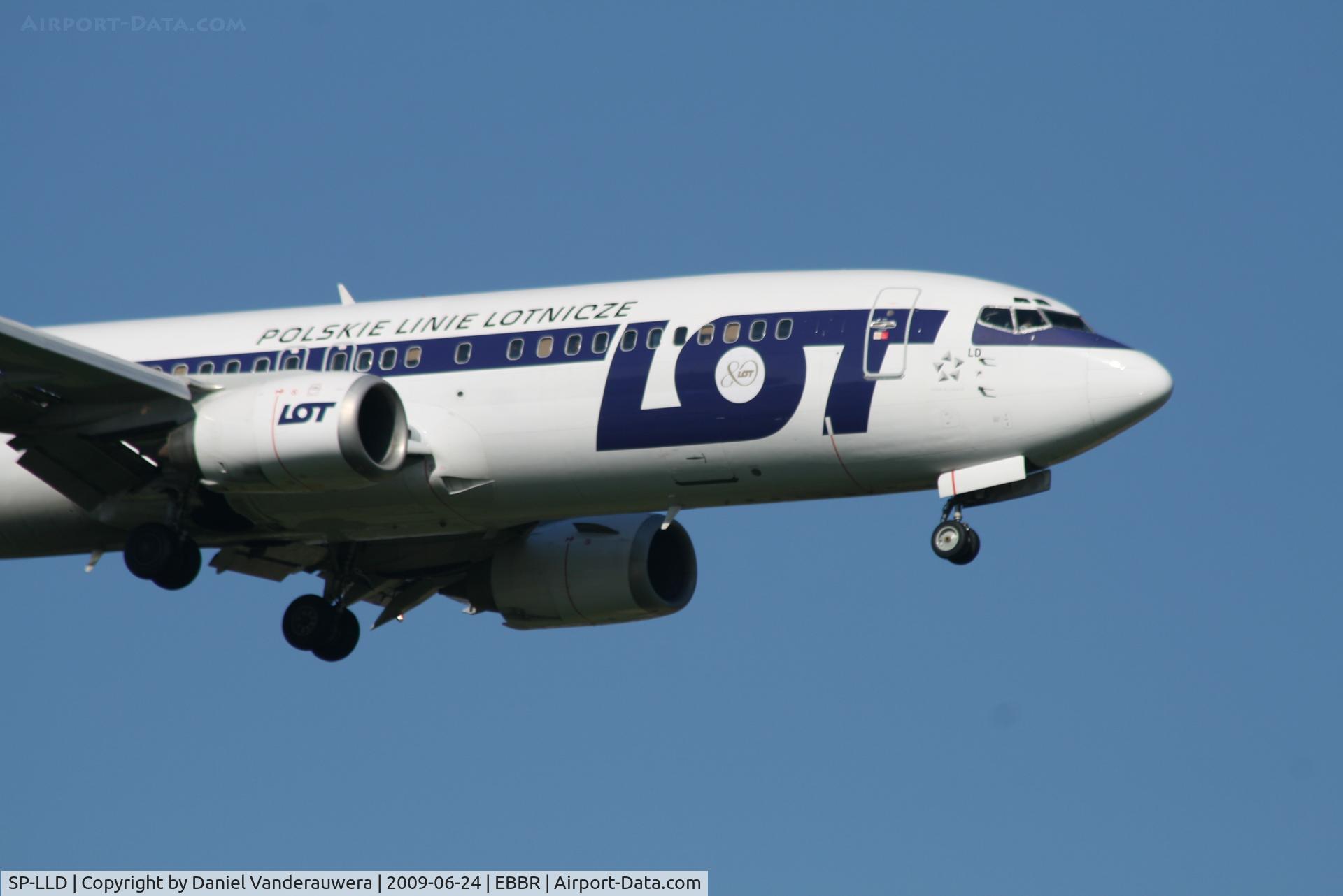 SP-LLD, 1994 Boeing 737-45D C/N 27256, Arrival of flight LO235 to RWY 02