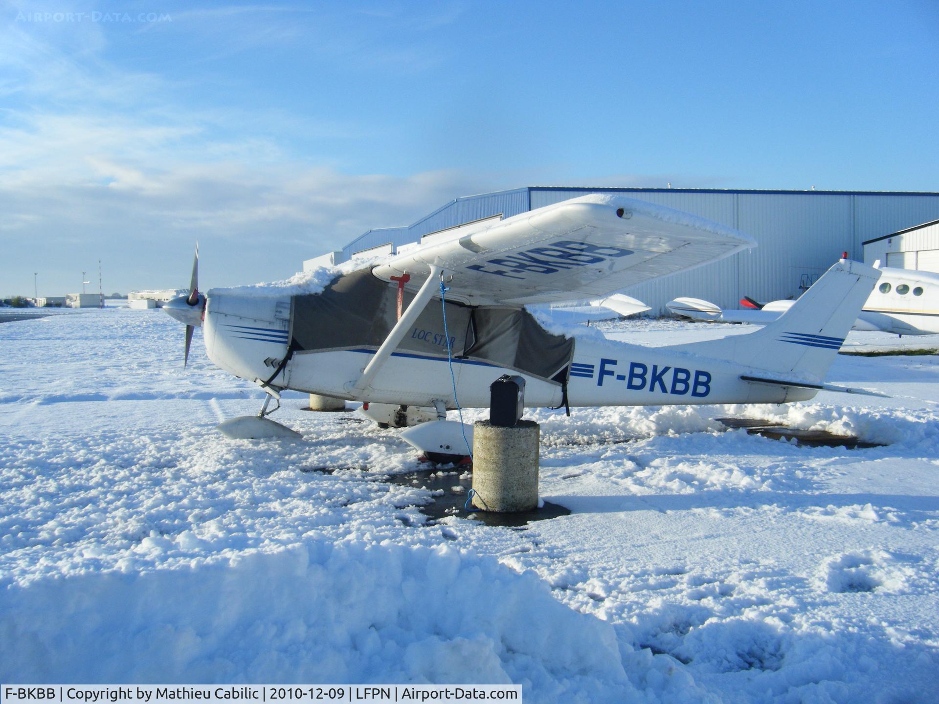F-BKBB, Cessna 182E Skylane C/N 18253628, Cessna 182 E