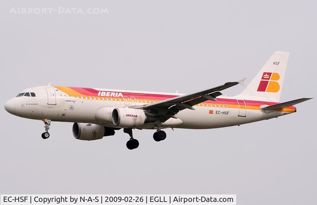 EC-HSF, 2000 Airbus A320-214 C/N 1255, Short final