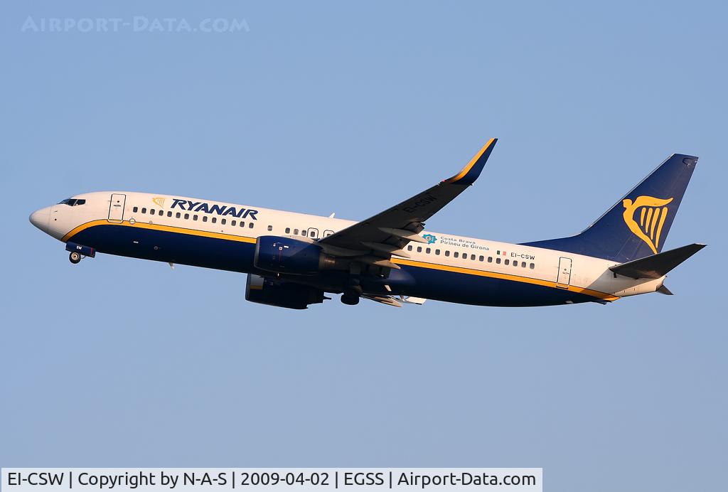 EI-CSW, 2002 Boeing 737-8AS C/N 29935, Departing