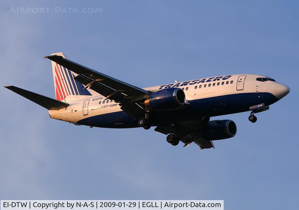 EI-DTW, 1999 Boeing 737-5Y0 C/N 25188, Short final