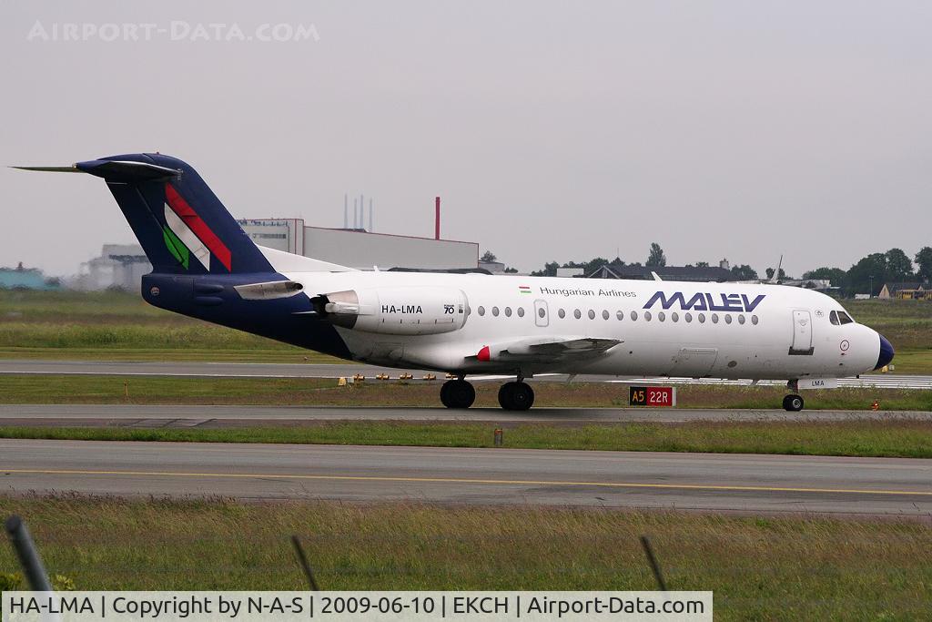 HA-LMA, 1995 Fokker 70 (F-28-0070) C/N 11564, Heading for departure