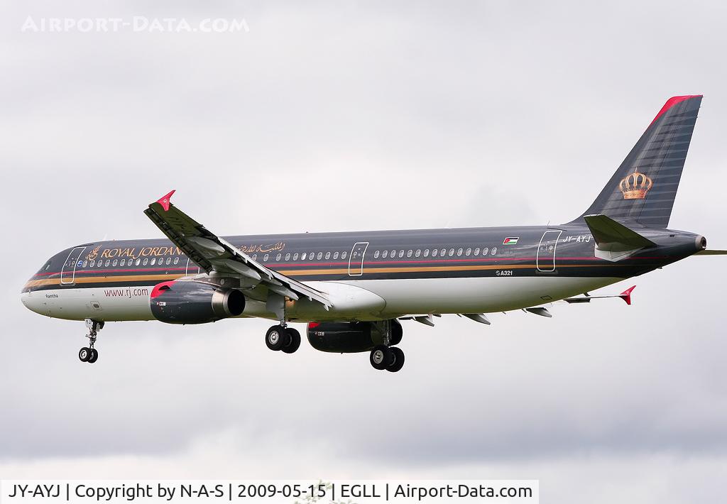 JY-AYJ, 2008 Airbus A321-231 C/N 3458, Short final