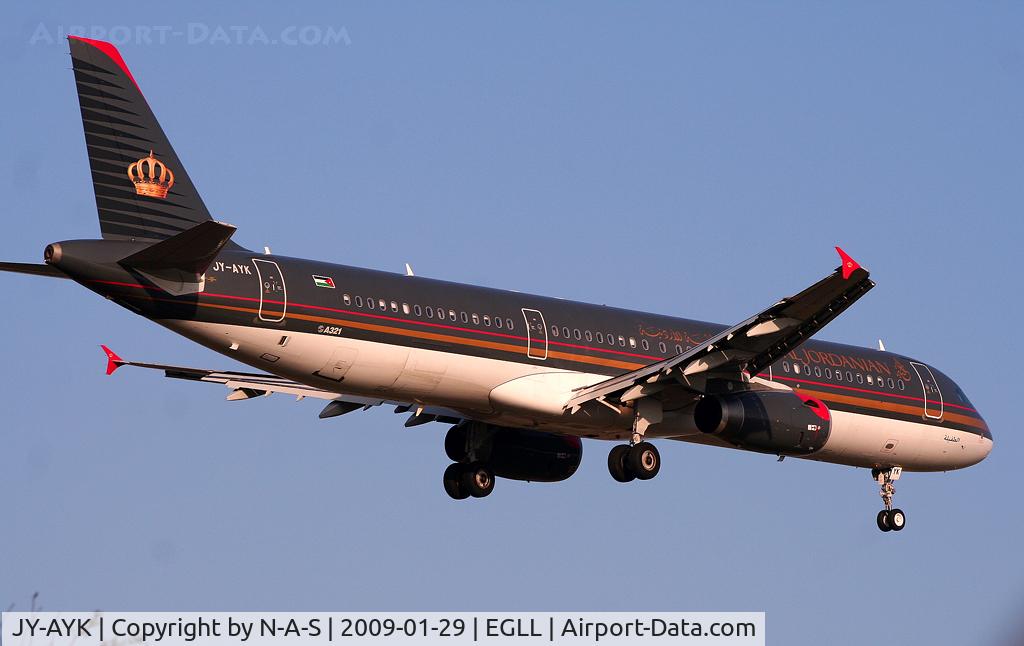 JY-AYK, 2008 Airbus A321-231 C/N 3522, Short final