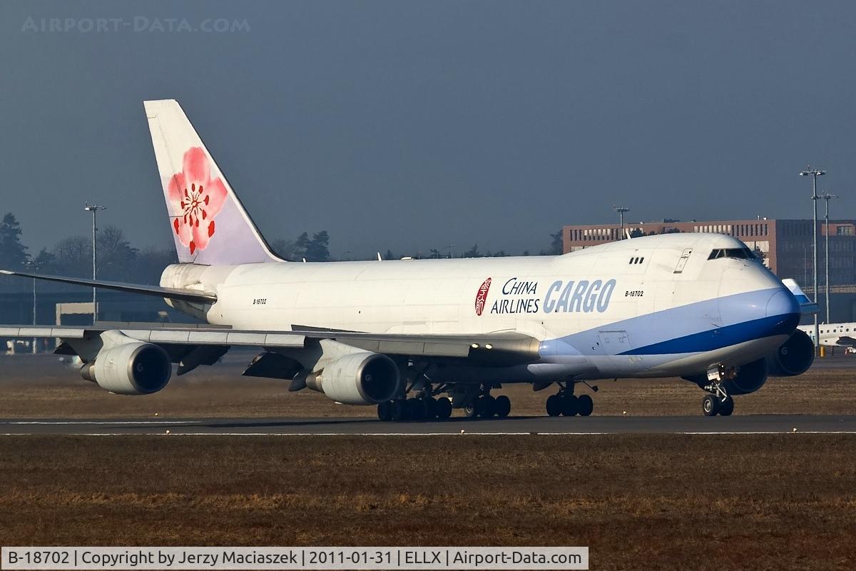 B-18702, 2000 Boeing 747-409F/SCD C/N 30760, B-18702_
Boeing 747-409F