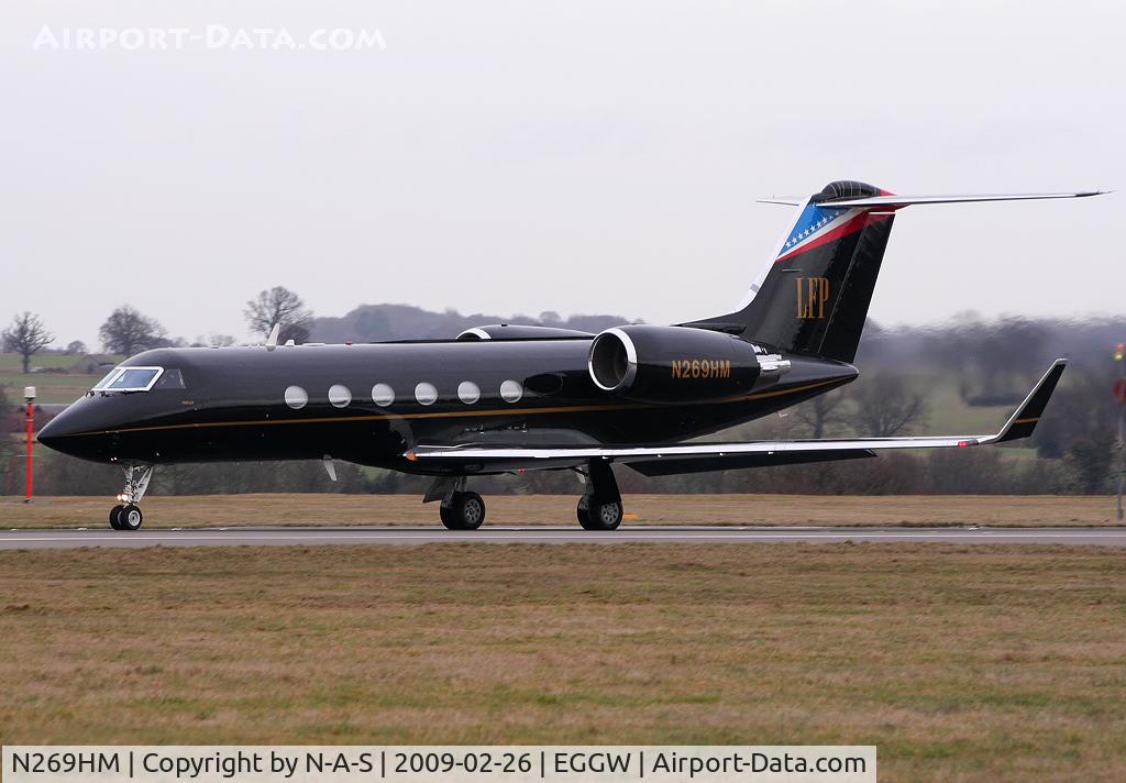 N269HM, 1989 Gulfstream Aerospace G-IV C/N 1118, Departing