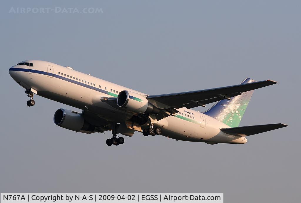 N767A, 2003 Boeing 767-2AX/ER C/N 33685, Departing