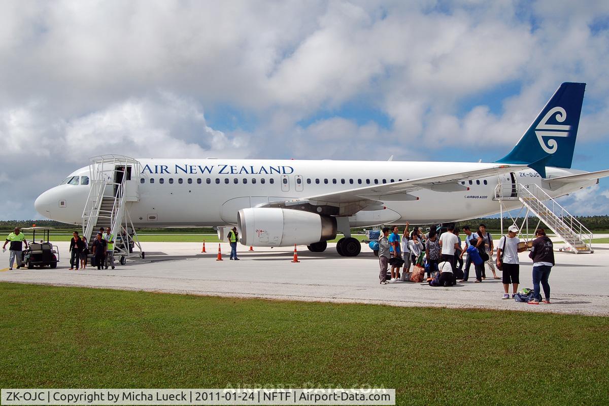 ZK-OJC, 2003 Airbus A320-232 C/N 2112, At Nuku'alofa