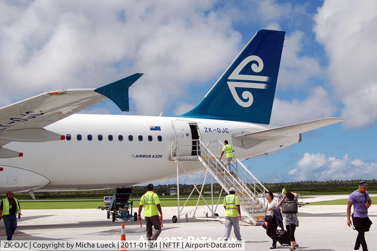 ZK-OJC, 2003 Airbus A320-232 C/N 2112, At Nuku'alofa