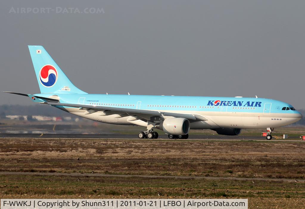 F-WWKJ, 2010 Airbus A330-223 C/N 1200, C/n 1200 - To be HL8227