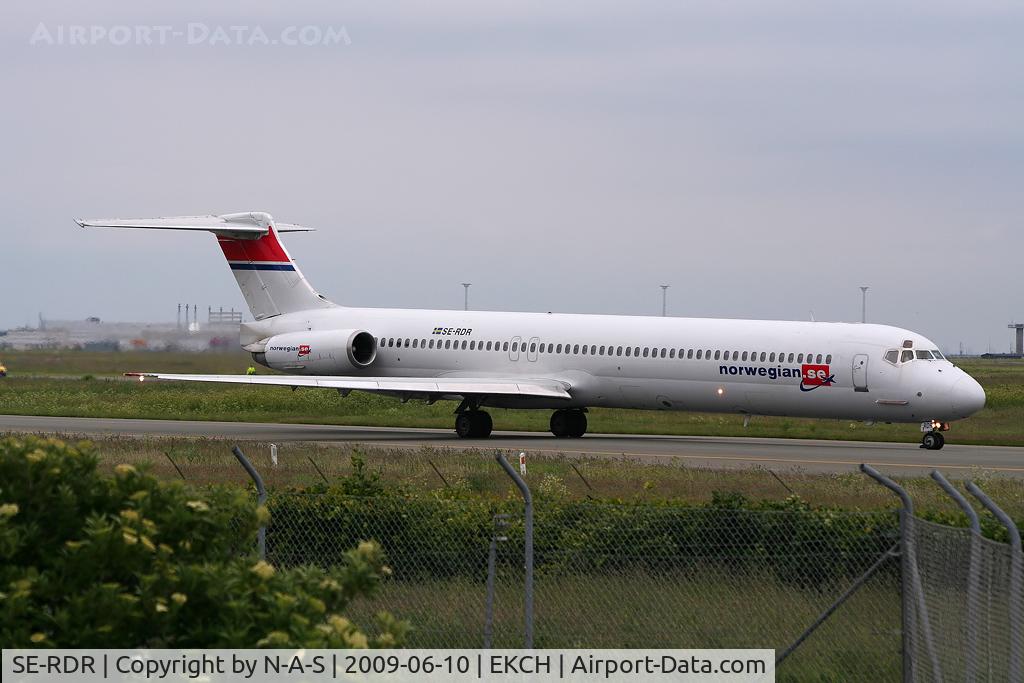 SE-RDR, 1980 McDonnell Douglas MD-82 (DC-9-82) C/N 49151/1088, Heading for departure
