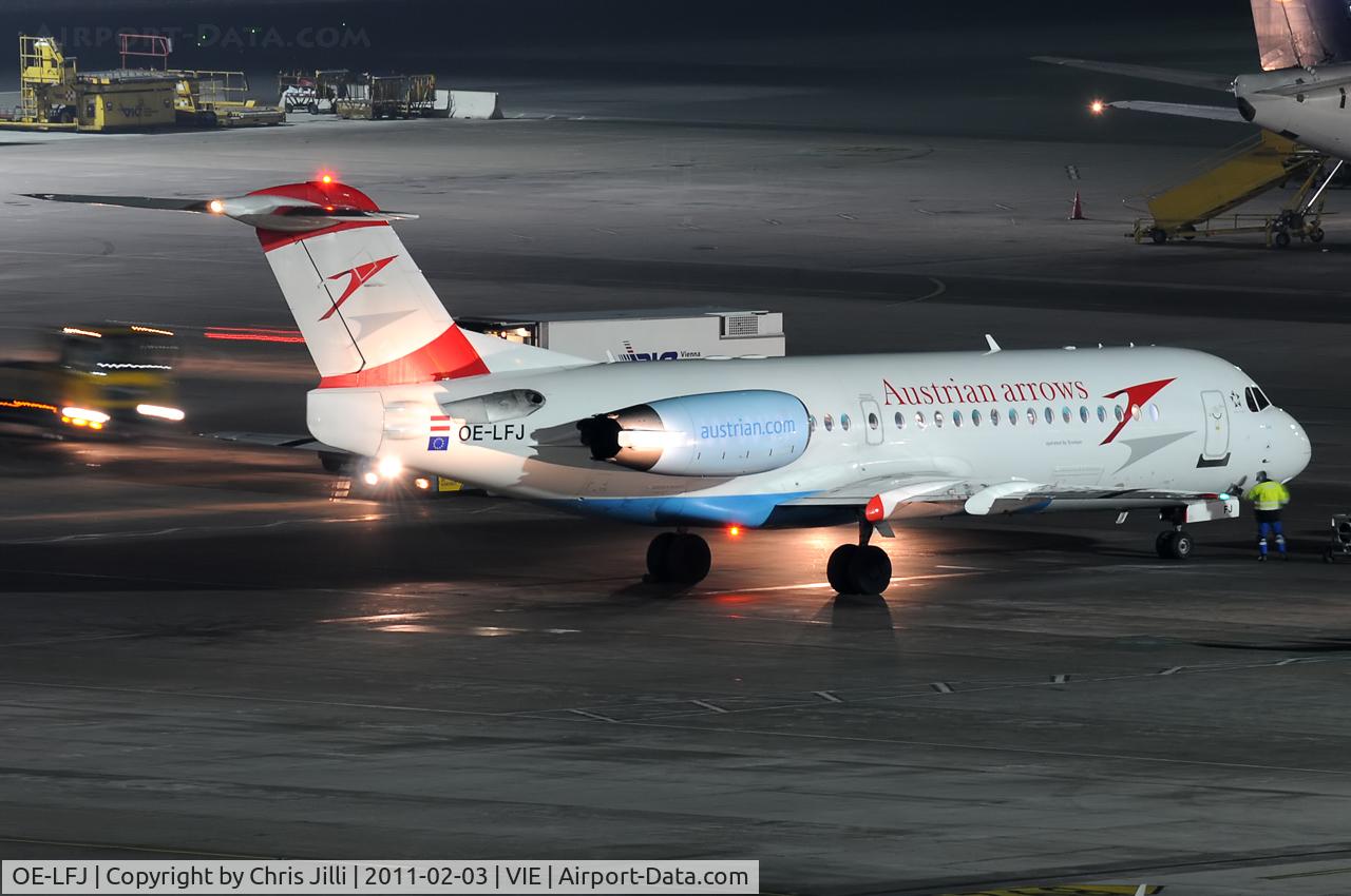 OE-LFJ, 1995 Fokker 70 (F-28-0070) C/N 11532, TYR