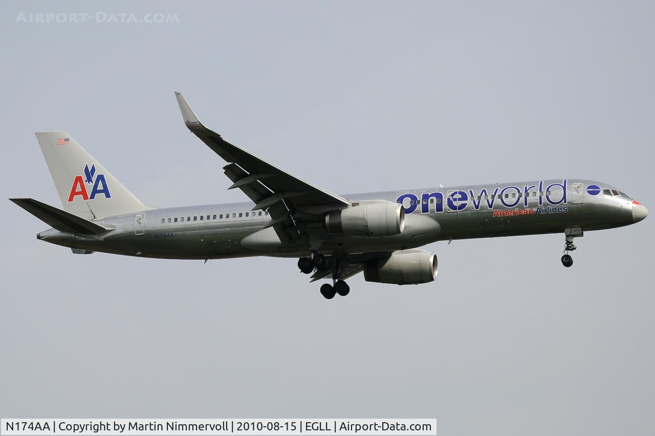 N174AA, 2002 Boeing 757-223 C/N 31308, American Airlines - Oneworld