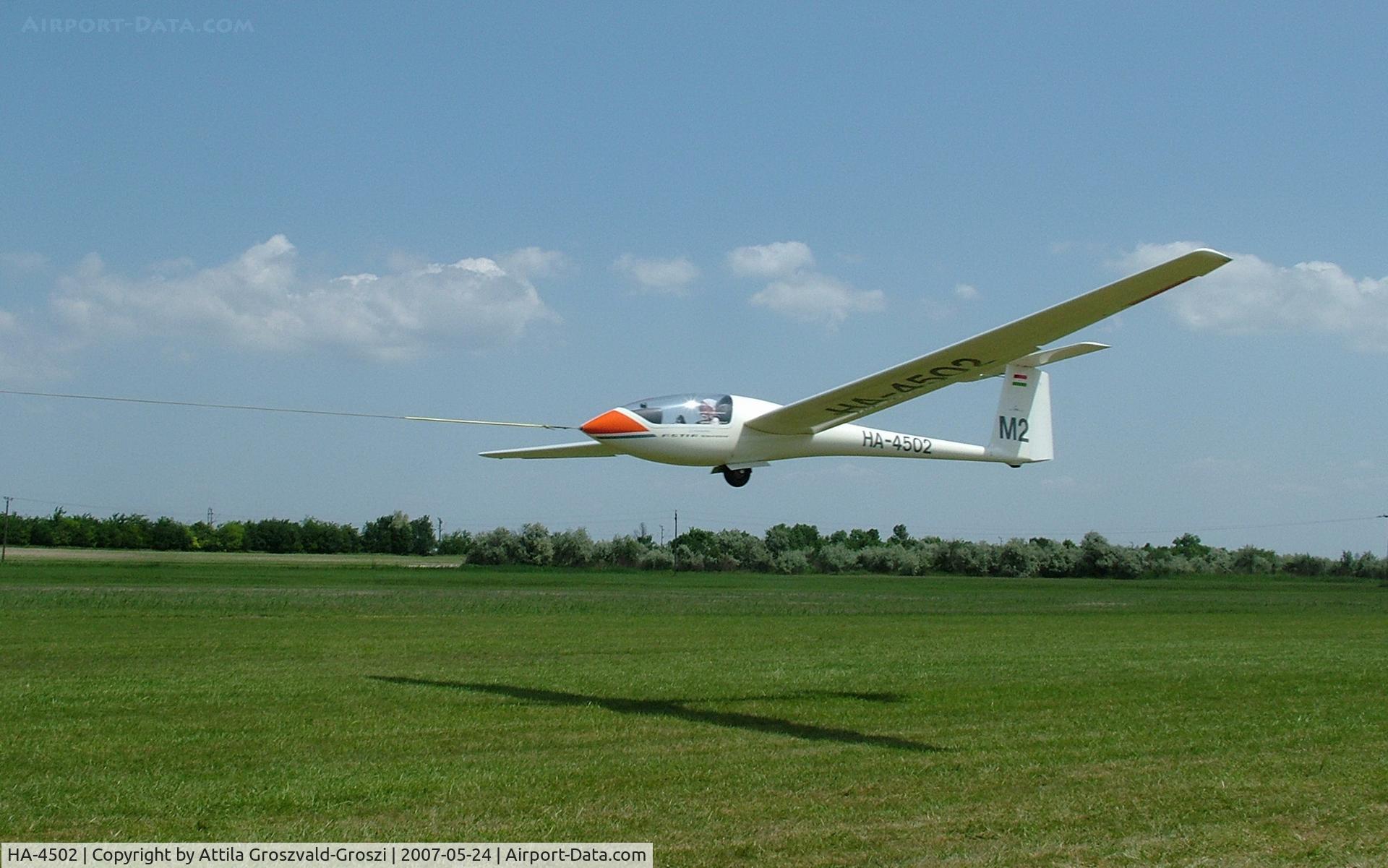HA-4502, 1979 Grob G-102 Astir CS77 C/N 1800, Szatymaz Airfield - Hungary.