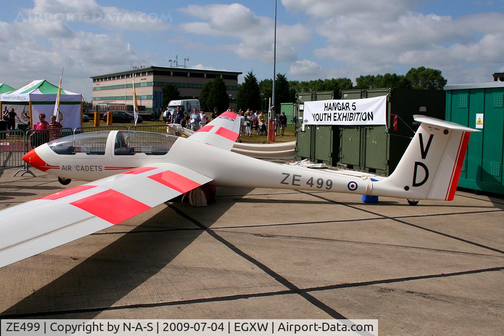 ZE499, Grob G-103 Viking T.1 C/N 33883-K-121, Static