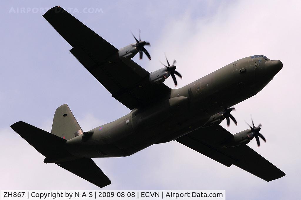 ZH867, 1997 Lockheed Martin C-130J-30 Hercules C.4 C/N 382-5416, Departing