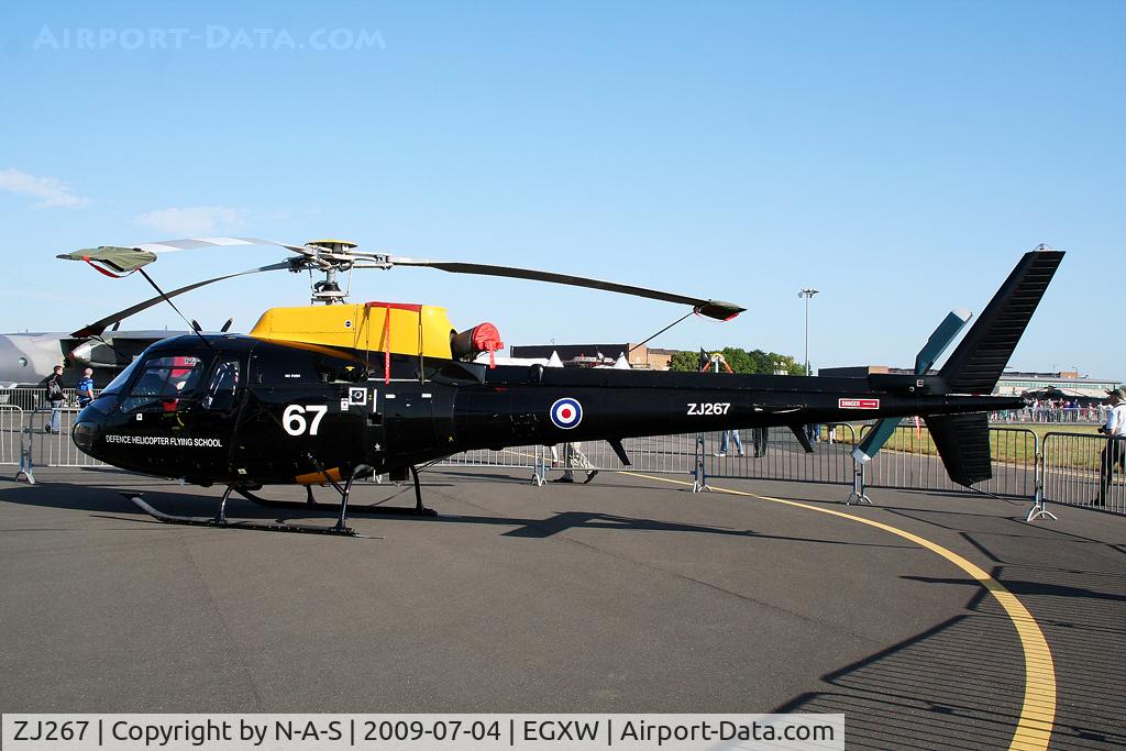 ZJ267, 1997 Eurocopter AS-350BB Squirrel HT1 Ecureuil C/N 2996, Static