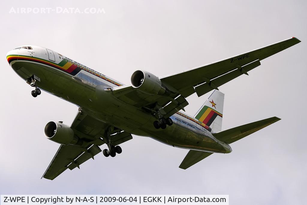 Z-WPE, 1989 Boeing 767-2N0ER C/N 24713, Short final