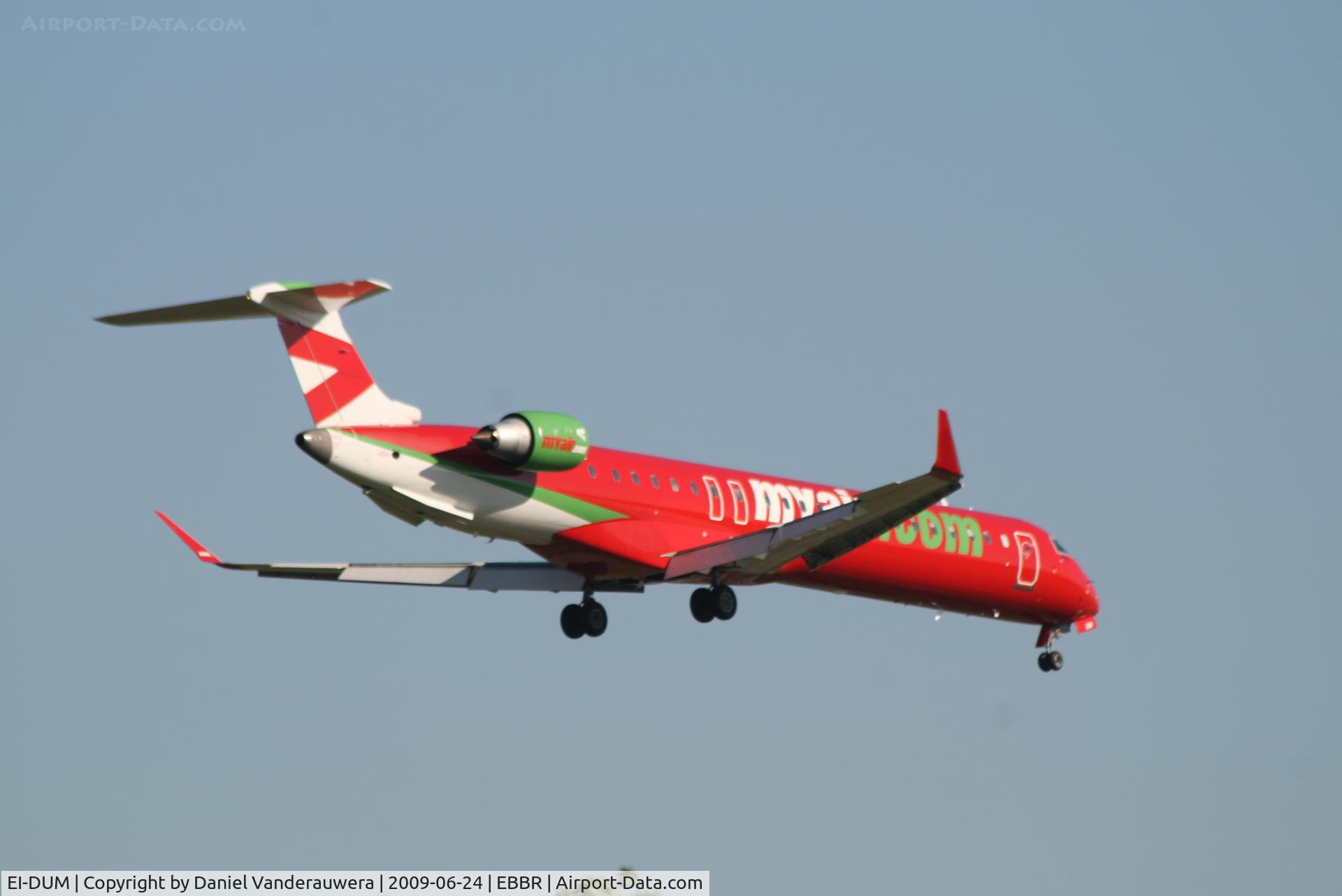 EI-DUM, 2006 Canadair CRJ-900LR (CL-600-2D24) C/N 15103, Flight 8I6400 is descending to RWY 02