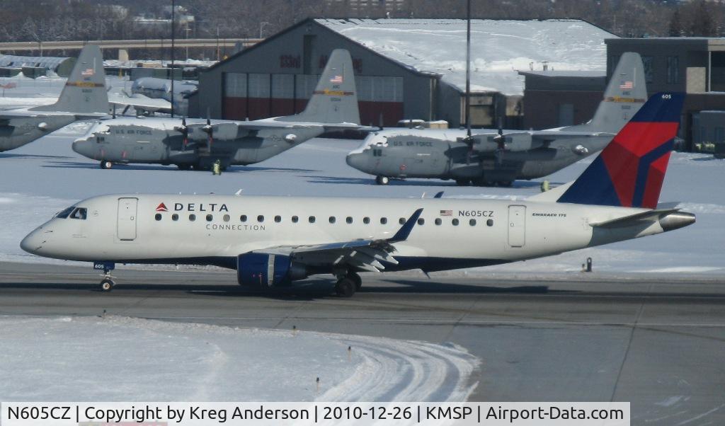 N605CZ, 2007 Embraer 175LR (ERJ-170-200LR) C/N 17000186, Delta Connection Embraer ERJ-170