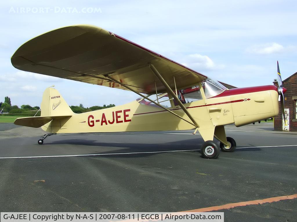 G-AJEE, 1946 Auster J-1 Autocrat C/N 2309, Parked near the tower