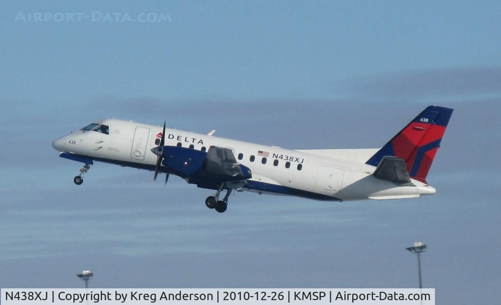 N438XJ, 1998 Saab 340B C/N 340B-438, Delta Connection Saab 340B