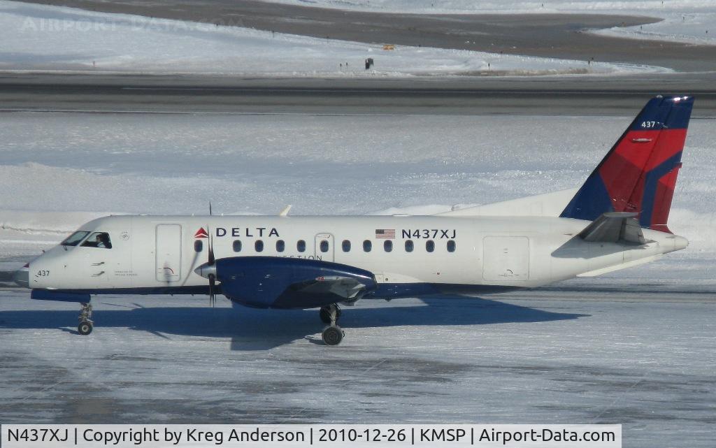 N437XJ, 1998 Saab 340B C/N 340B-437, Delta Connection Saab 340B