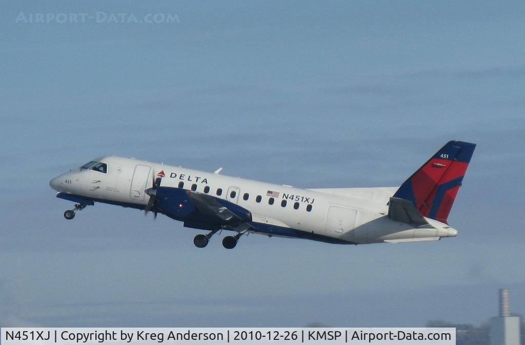 N451XJ, 1998 Saab 340B C/N 340B-451, Delta Connection Saab 340B