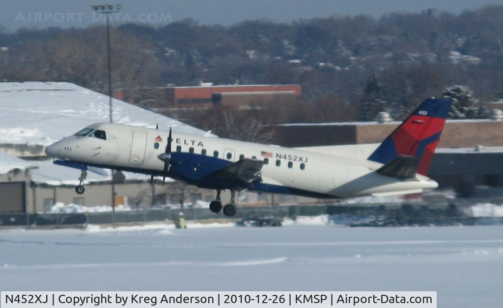 N452XJ, 1998 Saab 340B C/N 340B-452, Delta Connection Saab 340B