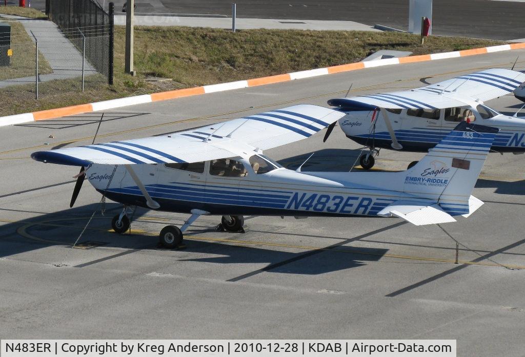 N483ER, 2007 Cessna 172S C/N 172S10546, ERAU Cessna 172S Skyhawk on the flight line.