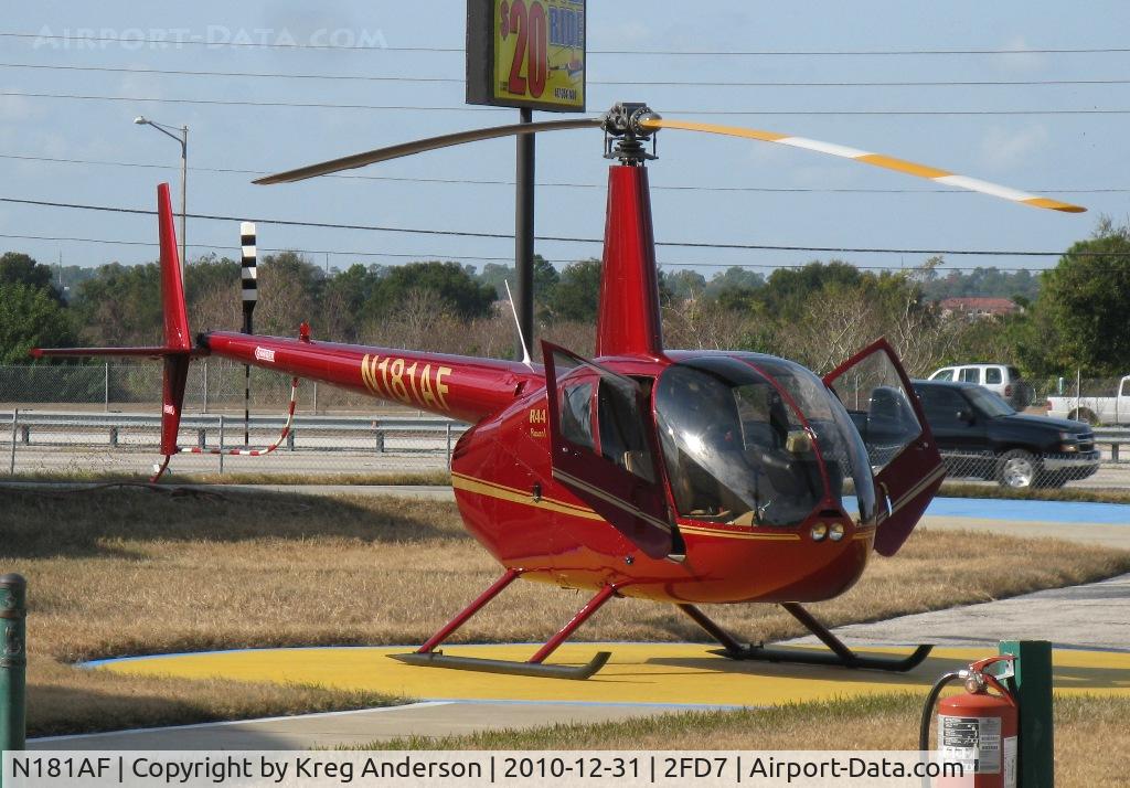 N181AF, Robinson R44 C/N 2100, Robinson R44 ready to give rides at 2FD7.