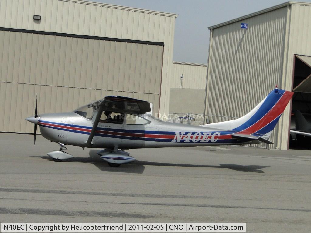 N40EC, 1966 Cessna 182J Skylane C/N 18256692, Taxiing back to hanger