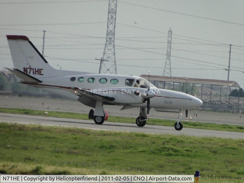 N71HE, 1981 Cessna 425 C/N 425-0085, Props reversed to help slow down