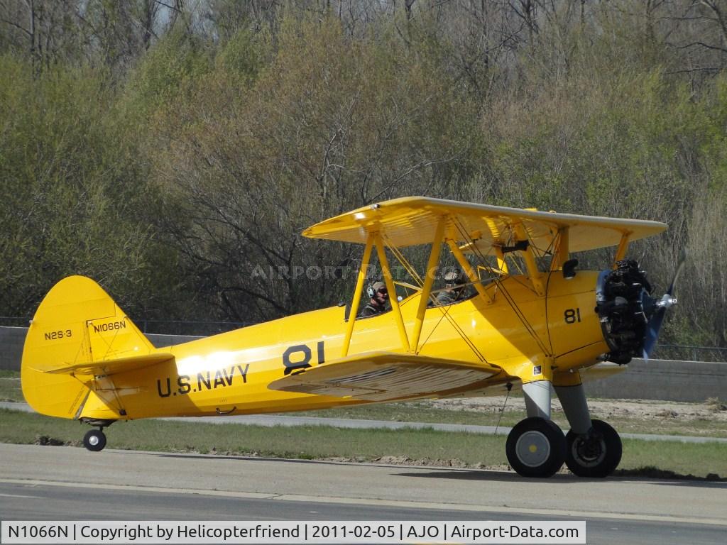 N1066N, 1942 Boeing A75N1 (PT-17) C/N 75-5293, Taxiing to runway 25 for take off