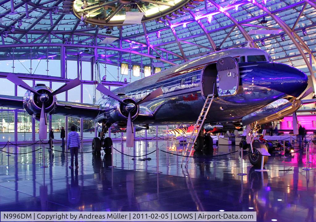 N996DM, 1958 Douglas DC-6B C/N 45563, @ Hangar 7