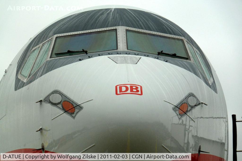 D-ATUE, 2006 Boeing 737-8K5 C/N 34686, visitor