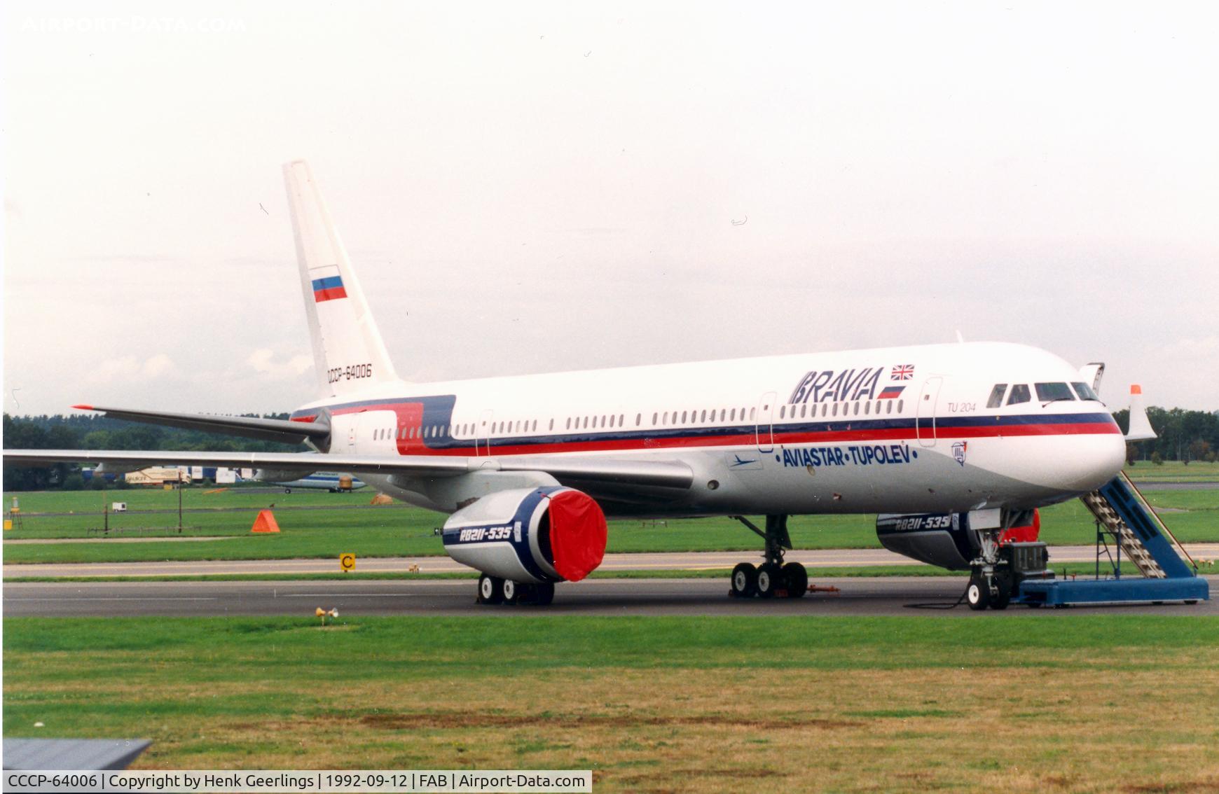 CCCP-64006, 1992 Tupolev TU-204-120 C/N 145074-3164006, Bravia Tupolev Aviastar with Rolls-Royce Engines.
Farnborough Air Show sep 1992