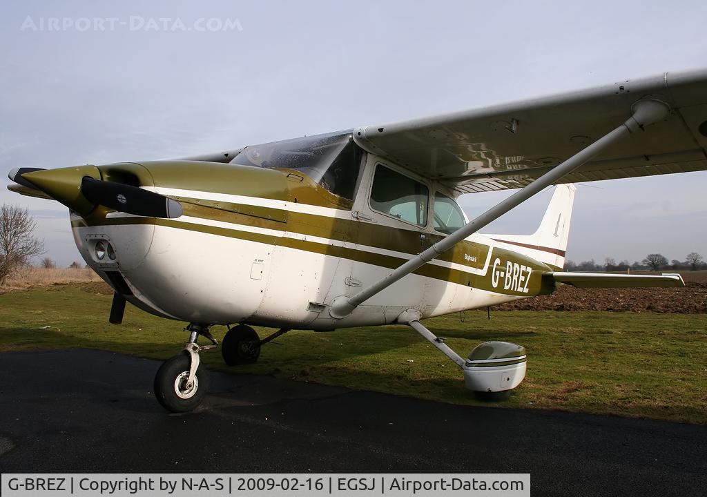 G-BREZ, 1976 Cessna 172M Skyhawk C/N 172-66742, Maint visitor