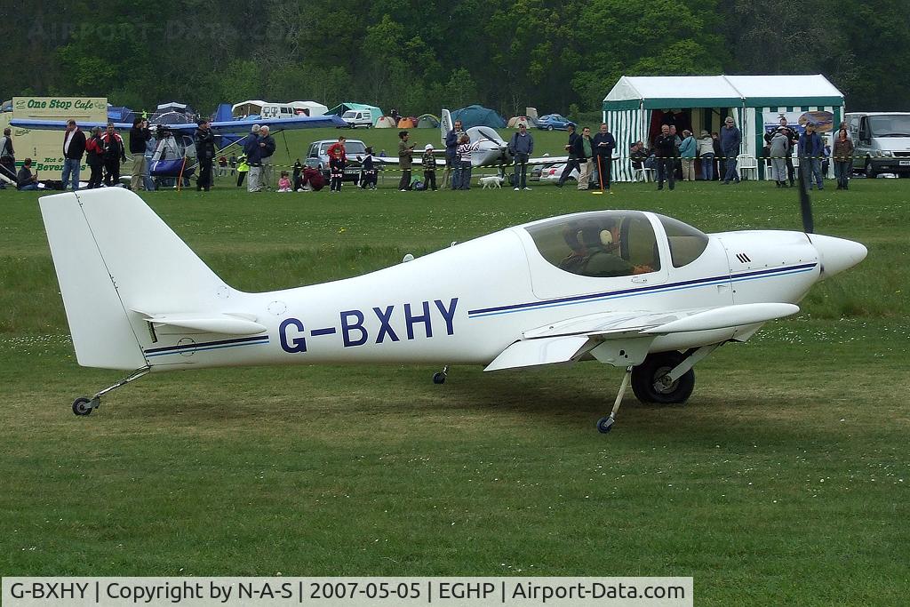 G-BXHY, 1998 Europa XS Monowheel C/N PFA 247-12514, Departing Micro Trade Fair