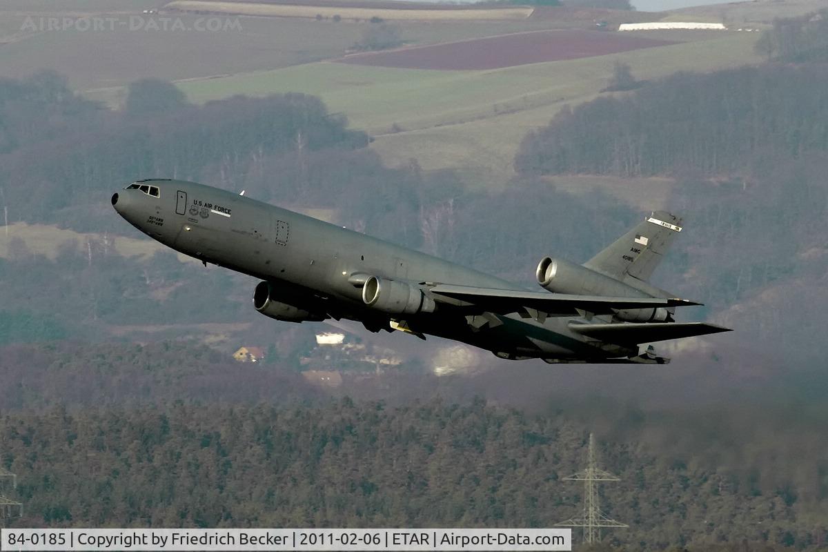 84-0185, 1984 McDonnell Douglas KC-10A Extender C/N 48224, departing via RW26